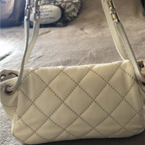 Authentic Chanel Shoulder Bag - Picture 5 of 9